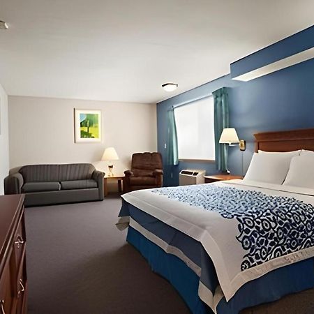 Days Inn By Wyndham Lacey Olympia Area Exterior photo