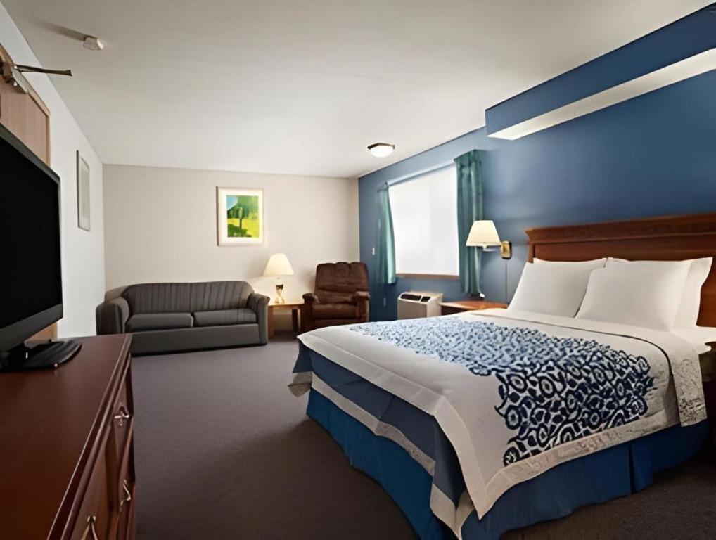 Days Inn By Wyndham Lacey Olympia Area Exterior photo